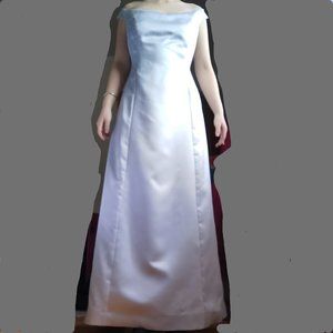 Vera Wang off-the-shoulder blueish silver wedding dress size 10 to 12